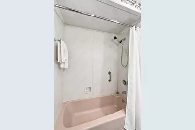 48 Washington St, Shrewsbury, MA 01545 - Photo 21
