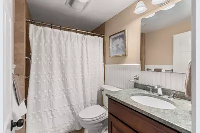16 Maple Ave, Danvers, MA 01923 - Photo 11