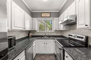 16 Maple Ave, Danvers, MA 01923 - Photo 7