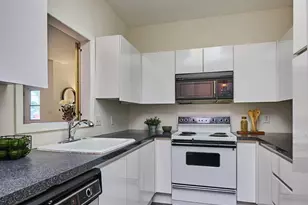 26 Crescent St, Northampton, MA 01060 - Photo 13