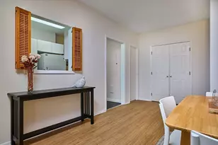 26 Crescent St, Northampton, MA 01060 - Photo 7
