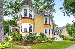 20 Botolph St, Melrose, MA 02176 - Photo 39