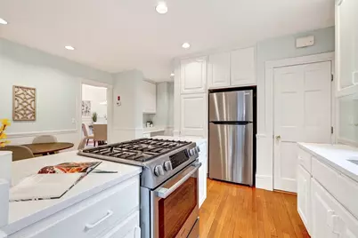 20 Botolph St, Melrose, MA 02176 - Photo 21