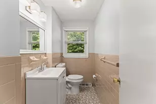42 Boylston St, Randolph, MA 02368 - Photo 9
