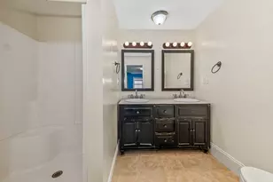 16 Bobolink St, Boston, MA 02132 - Photo 31
