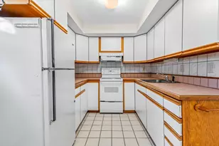 16 Bobolink St, Boston, MA 02132 - Photo 29