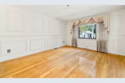 16 Bobolink  Street, Boston, MA 02132 - Photo 15