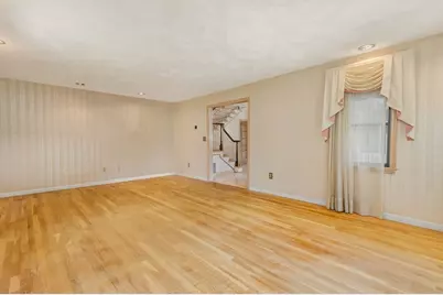 16 Bobolink  Street, Boston, MA 02132 - Photo 17