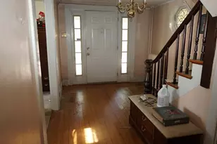 33 Warren St, Taunton, MA 02780 - Photo 17