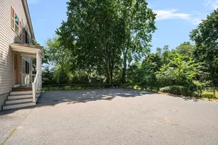 127 Maple St, Attleboro, MA 02703 - Photo 23