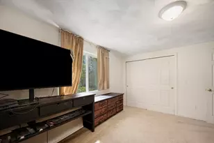 127 Maple St, Attleboro, MA 02703 - Photo 19