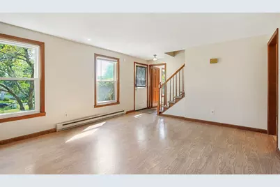 26 Hunters Hill Cir, Amherst, MA 01002 - Photo 5