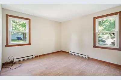 26 Hunters Hill Cir, Amherst, MA 01002 - Photo 15