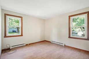 26 Hunters Hill Cir, Amherst, MA 01002 - Photo 15
