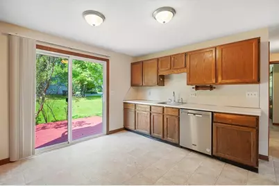 26 Hunters Hill Cir, Amherst, MA 01002 - Photo 7