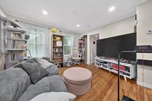 16 Svenson Ave, Worcester, MA 01607 - Photo 11