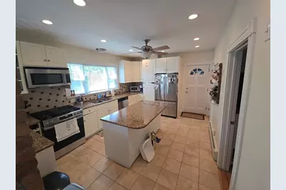 146 Hillside Road #1, Watertown, MA 02472 - Photo 5