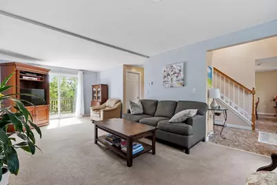 64 Jordans Way, Leominster, MA 01453 - Photo 5