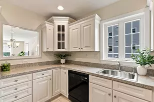 2201 Briarwood Village, Clinton, MA 01510 - Photo 9