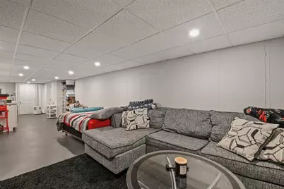 44 Montrose St, Fitchburg, MA 01420 - Photo 29