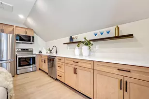 22 Pauline St, Winthrop, MA 02152 - Photo 9