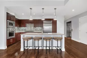 303 Columbus Ave, Boston, MA 02116 - Photo 3