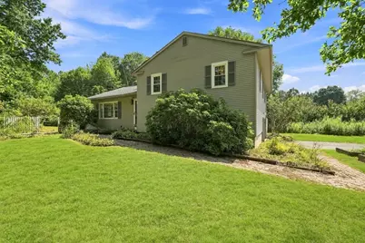 71 Mt Holyoke Drive, Amherst, MA 01002 - Photo 3