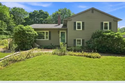 71 Mt Holyoke Drive, Amherst, MA 01002 - Photo 1