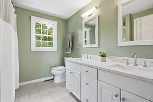 44 Raffaele Dr, Waltham, MA 02452 - Photo 23