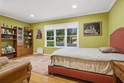 51 Florence St #51, Newton, MA 02467 - Photo 9