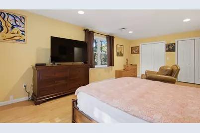 51 Florence St #51, Newton, MA 02467 - Photo 17