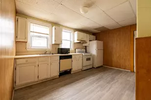 79 Illinois Ave, Somerville, MA 02145 - Photo 21