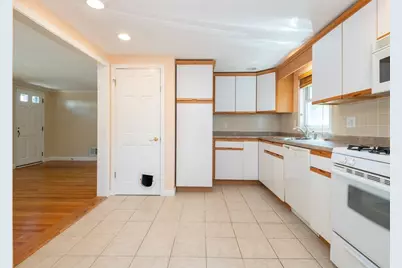 19 Penny Lane, Stoneham, MA 02180 - Photo 11