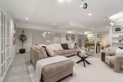 279 Nahanton St #279, Newton, MA 02459 - Photo 33