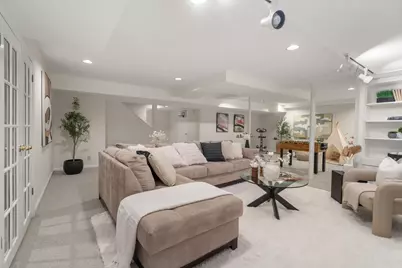 279 Nahanton St #279, Newton, MA 02459 - Photo 33