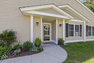 89 Rogerson Crossing, Uxbridge, MA 01569 - Photo 3