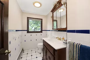 23 Badger Rd, Boston, MA 02136 - Photo 5