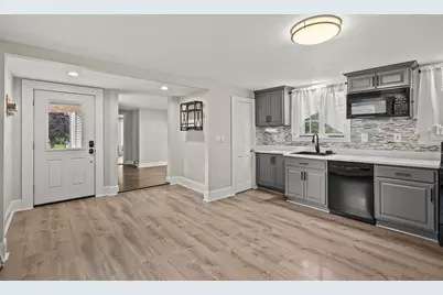 352 Plymouth St, Abington, MA 02351 - Photo 11