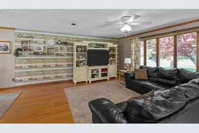 394 Lees River Avenue, Somerset, MA 02725 - Photo 17