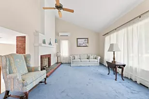 6 Snow Fields Rd, Mattapoisett, MA 02739 - Photo 9
