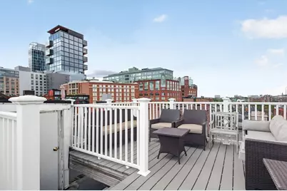 138 Prince St #9, Boston, MA 02113 - Photo 15