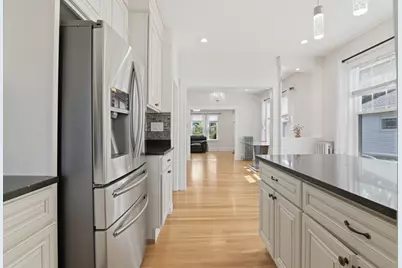 334 Sea St, Quincy, MA 02169 - Photo 11