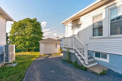 334 Sea St, Quincy, MA 02169 - Photo 3