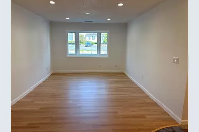 1524 Gorham St #104, Lowell, MA 01852 - Photo 3