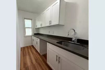 52 Crystal St #1, Worcester, MA 01603 - Photo 1