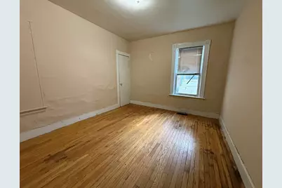 52 Crystal St #1, Worcester, MA 01603 - Photo 5