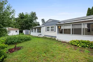 33 Hilltop Rd, Plainville, MA 02762 - Photo 5