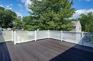 32 Lantern Ln, Burlington, MA 01803 - Photo 5