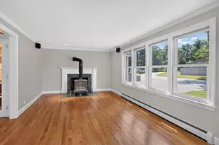 32 Lantern Ln, Burlington, MA 01803 - Photo 7