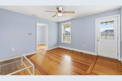 941 Lakeview Ave, Lowell, MA 01850 - Photo 25